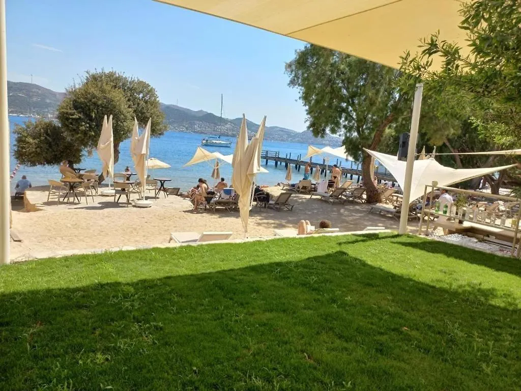 Farrys Boutique Hotel & Beach Club - Yalıkavak 0*,