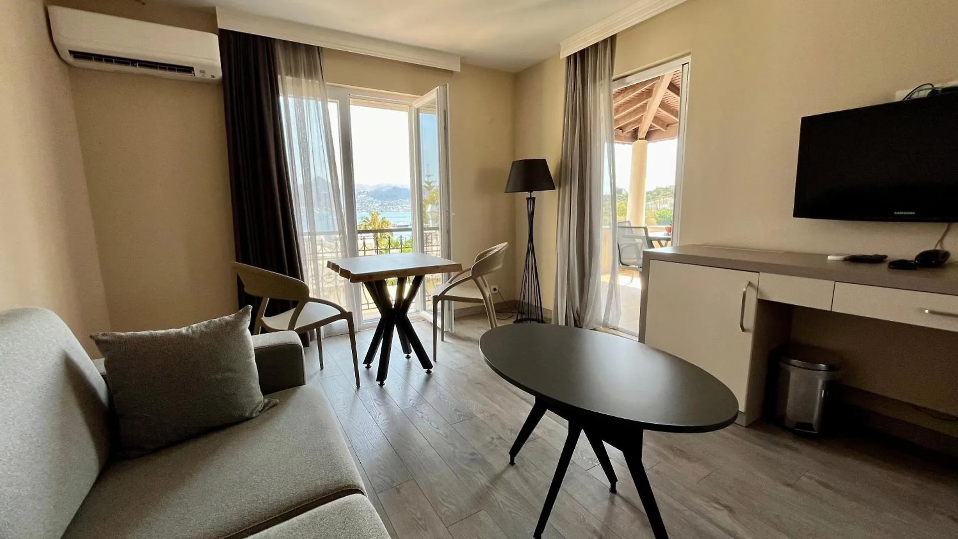 Farrys Boutique Hotel & Beach Club - Yalıkavak