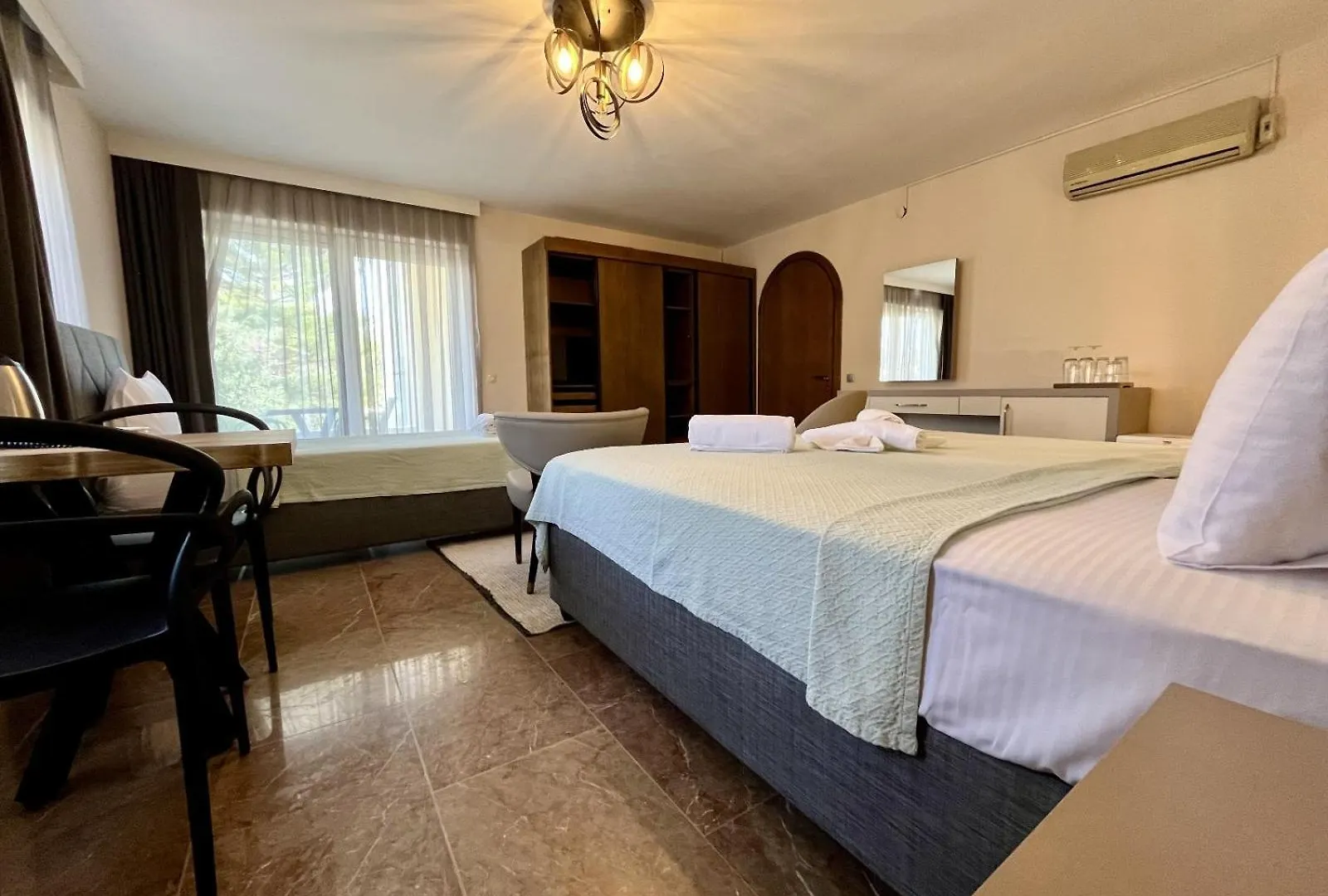 Farrys Boutique Hotel & Beach Club - Yalıkavak 0*,