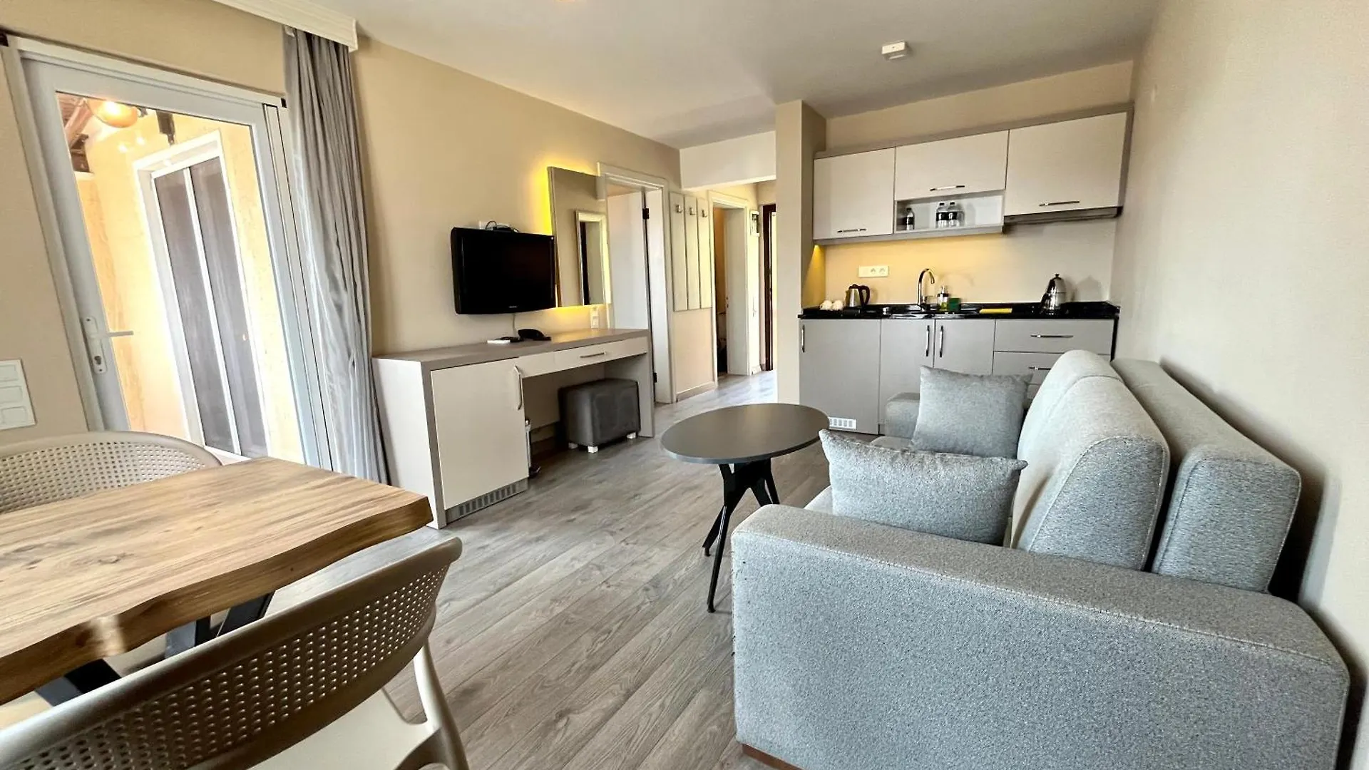 Farrys Boutique Hotel & Beach Club - Yalıkavak 0*,  Türkiye