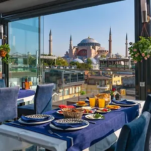 *** Otel Aristocrat Türkiye